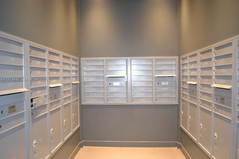 2602 E Hallandale Beach Boulevard R1807 Property Photo 28