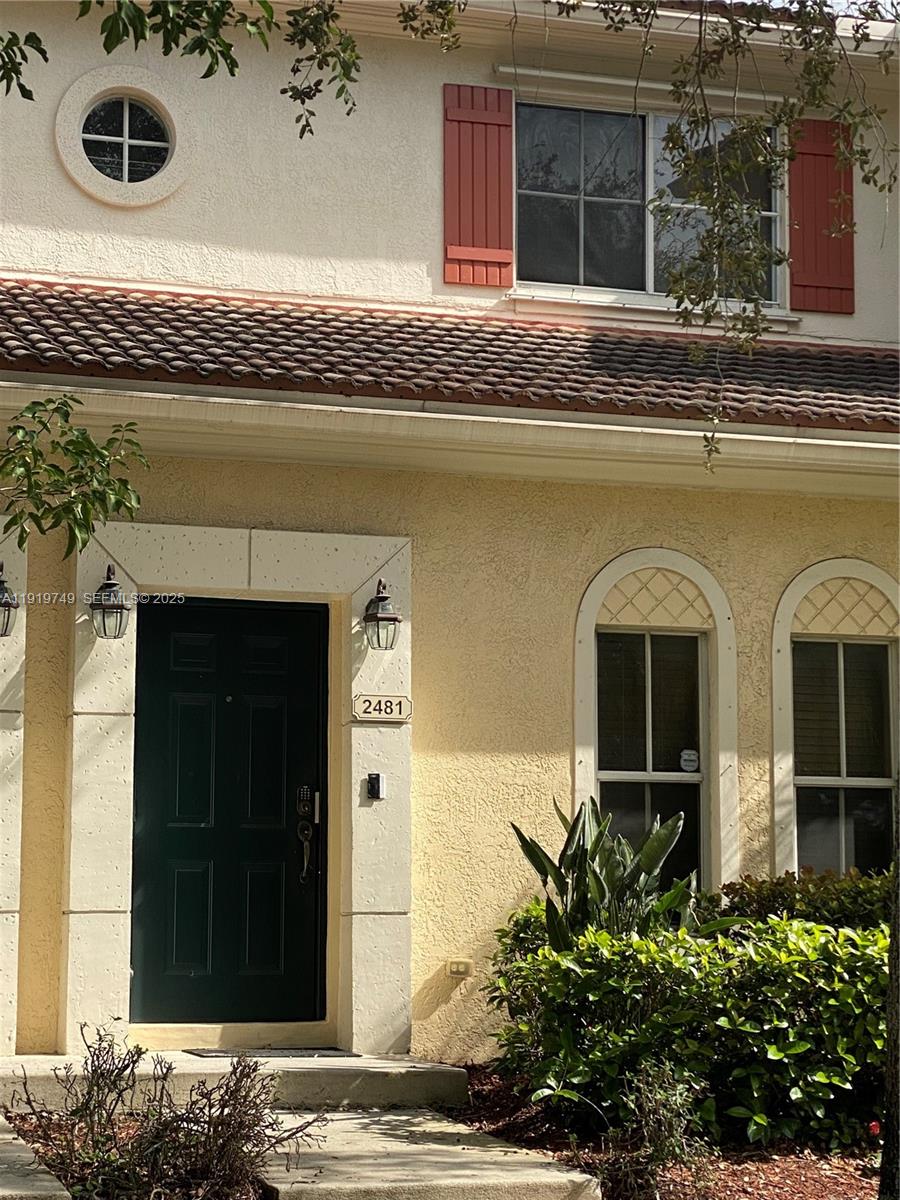 A11919749 Property Photo 1