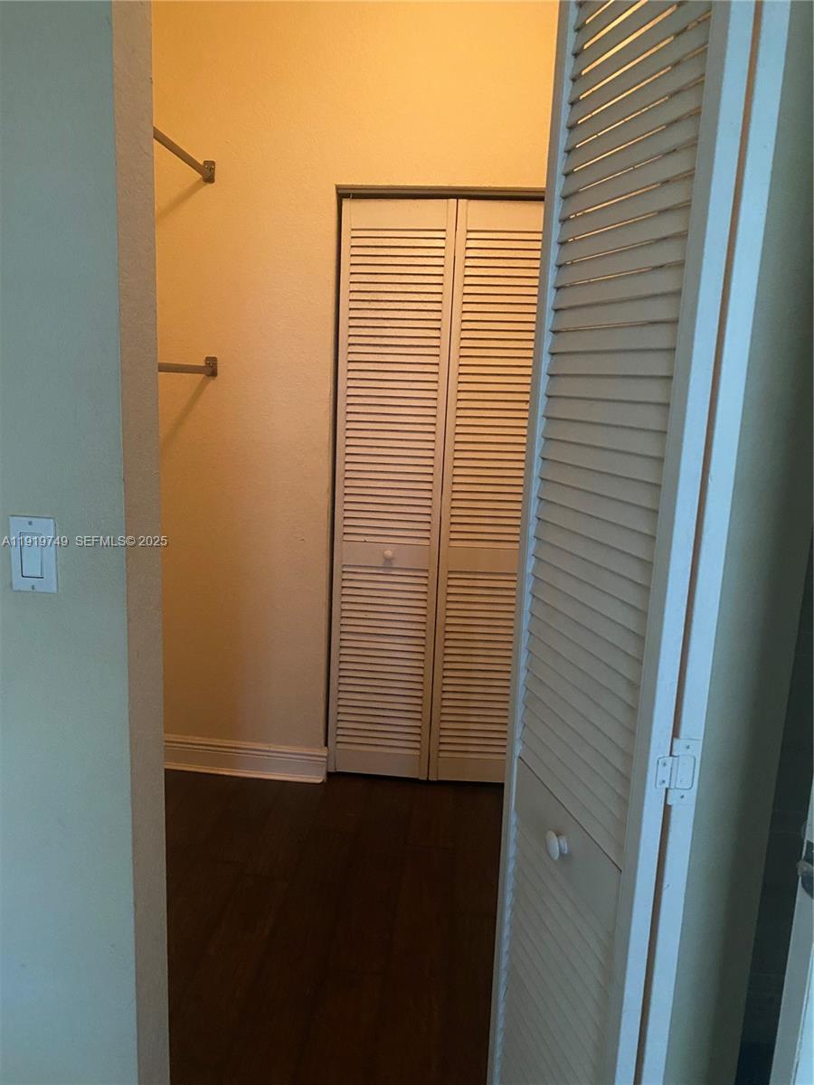 A11919749 Property Photo 26