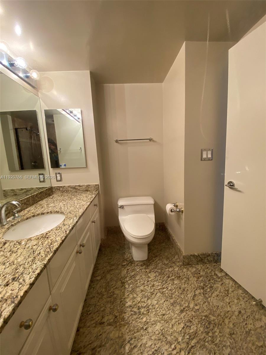 3600 Yacht Club Drive 1204 Property Photo 14
