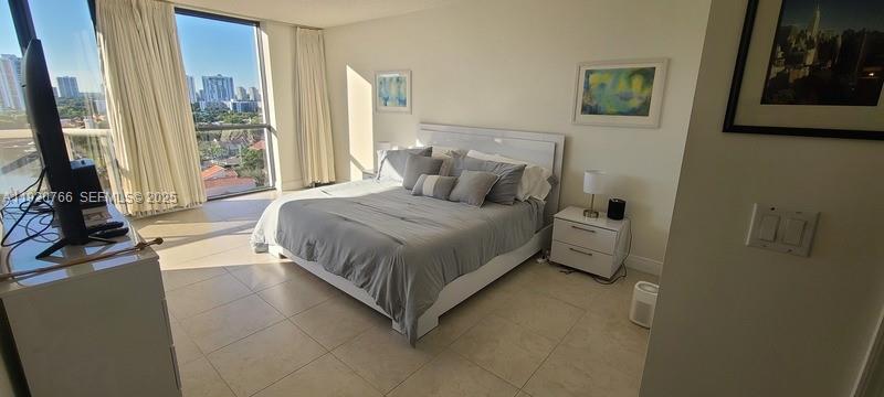 3600 Yacht Club Drive 1204 Property Photo 24