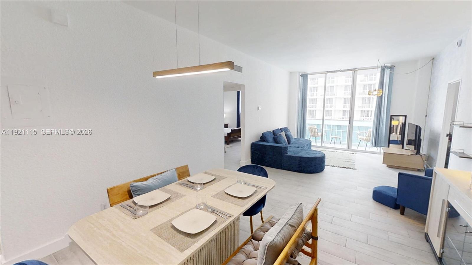 4001 S Ocean Drive Ph7 Property Photo 6