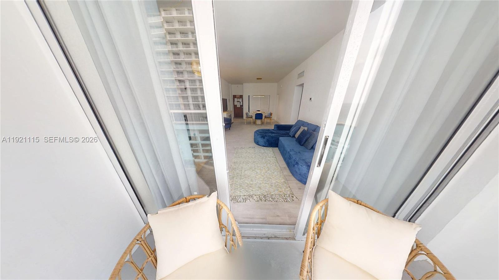 4001 S Ocean Drive Ph7 Property Photo 10