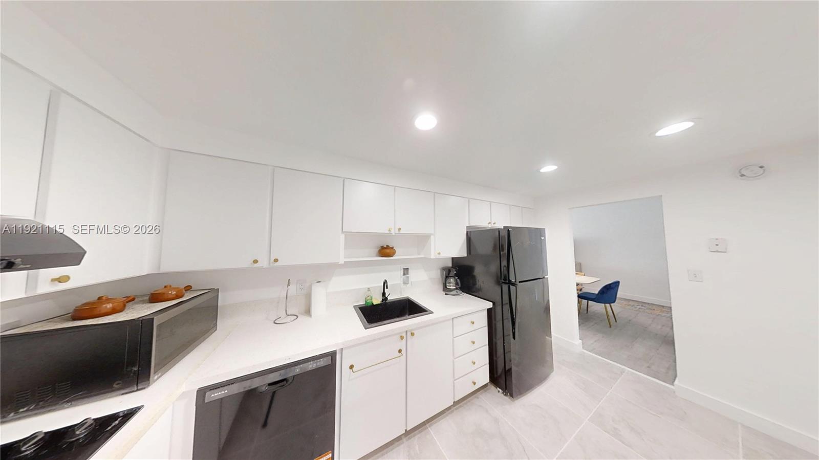 4001 S Ocean Drive Ph7 Property Photo 23