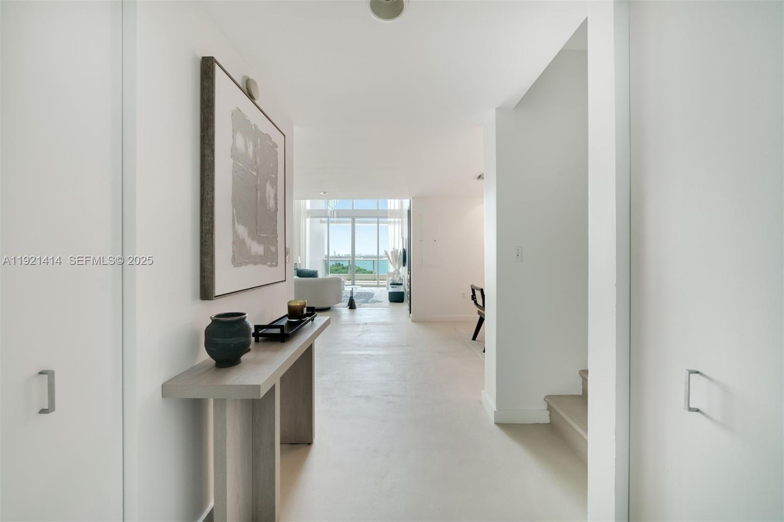 900 Biscayne Boulevard 905 Property Photo 1
