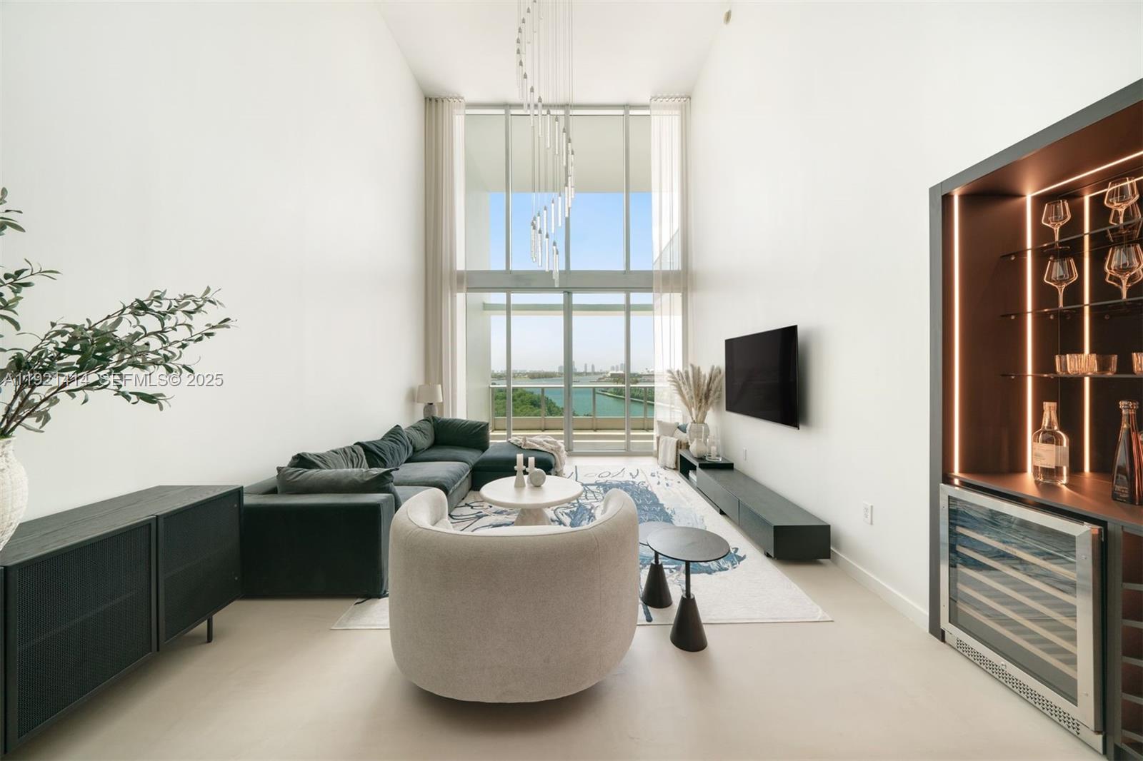 900 Biscayne Boulevard 905 Property Photo 2