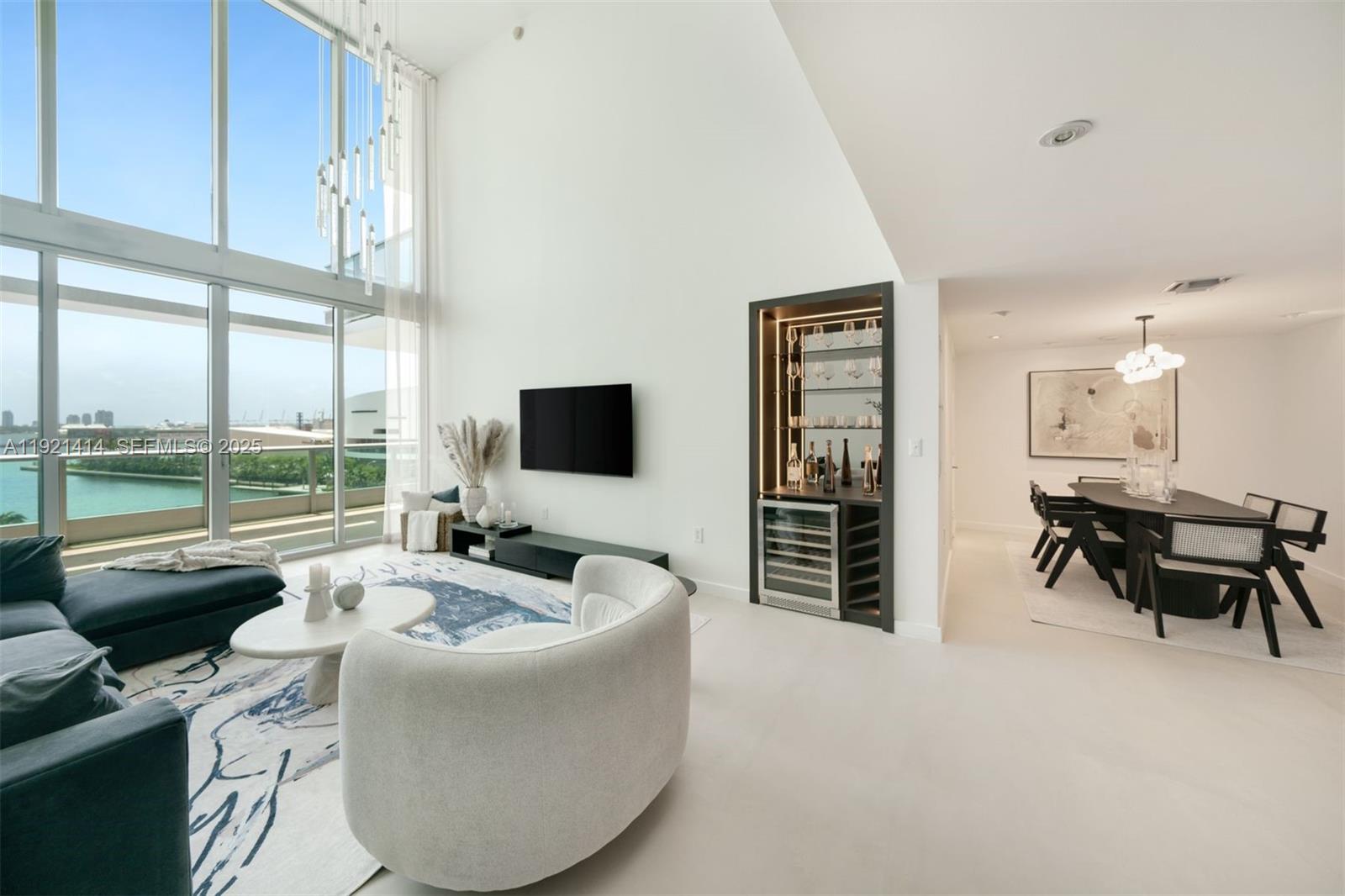900 Biscayne Boulevard 905 Property Photo 3