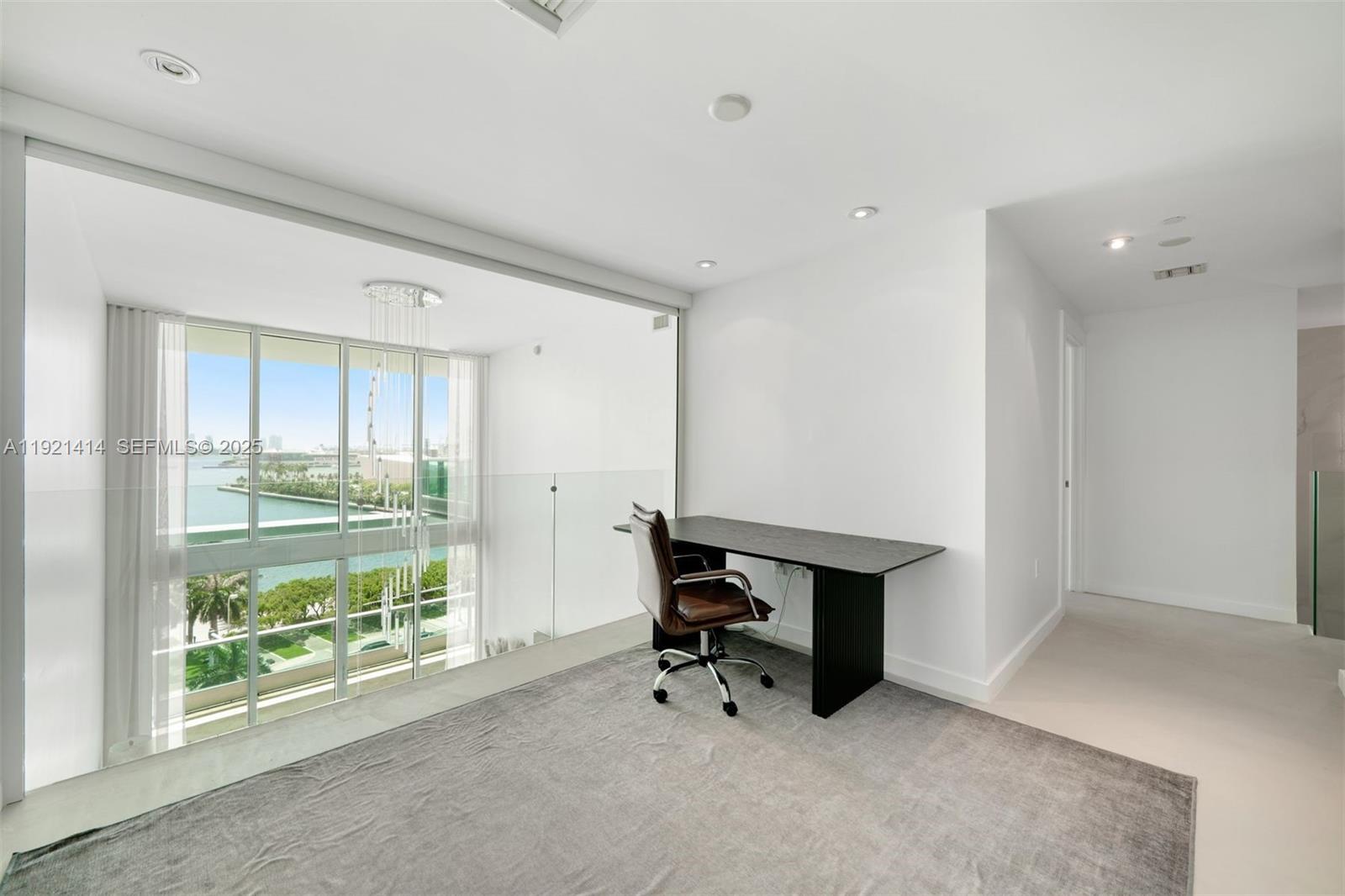 900 Biscayne Boulevard 905 Property Photo 17