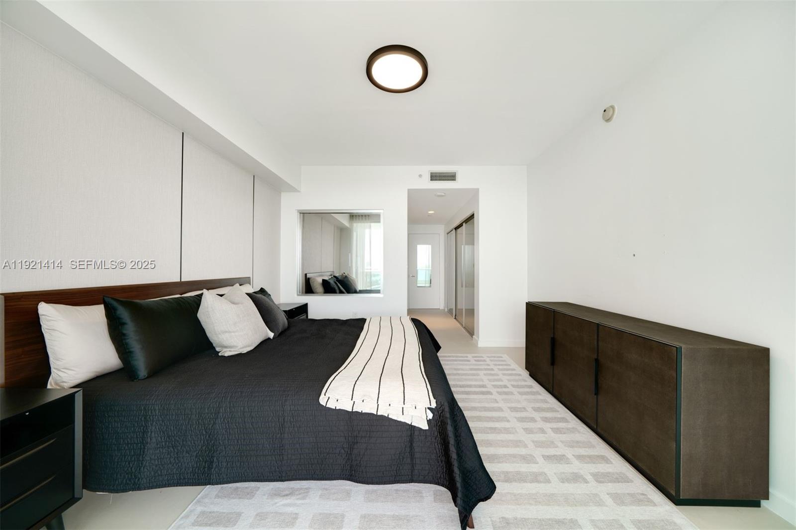 900 Biscayne Boulevard 905 Property Photo 24