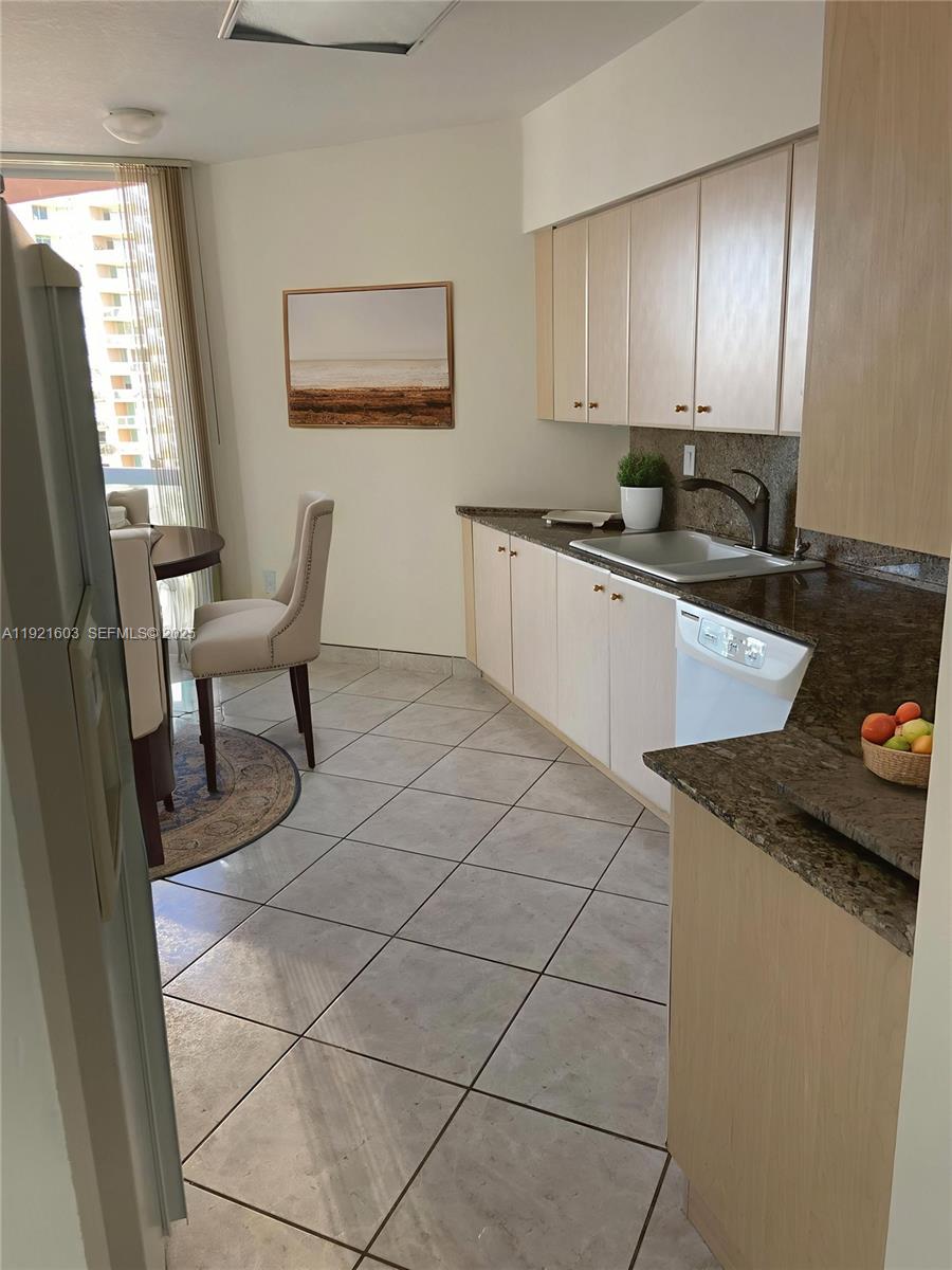 3370 Hidden Bay Drive 1914 Property Photo 6
