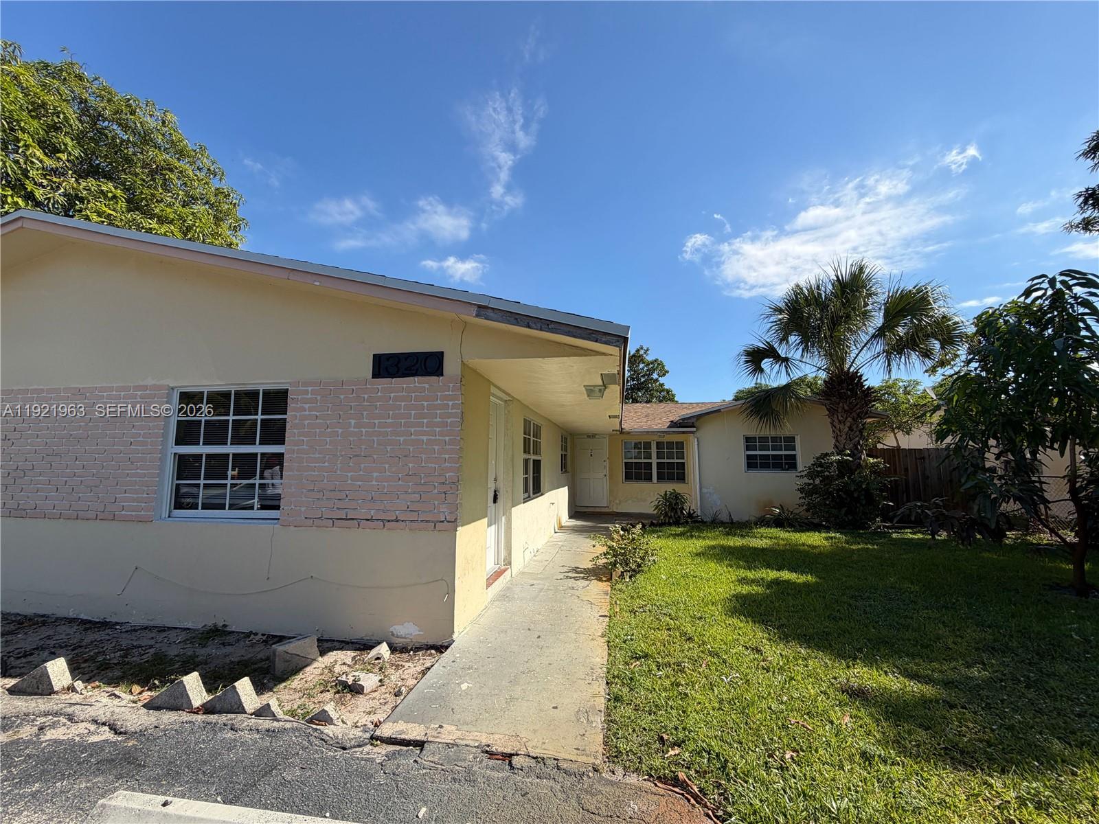 1320 Sw 11th Avenue A Property Photo 12
