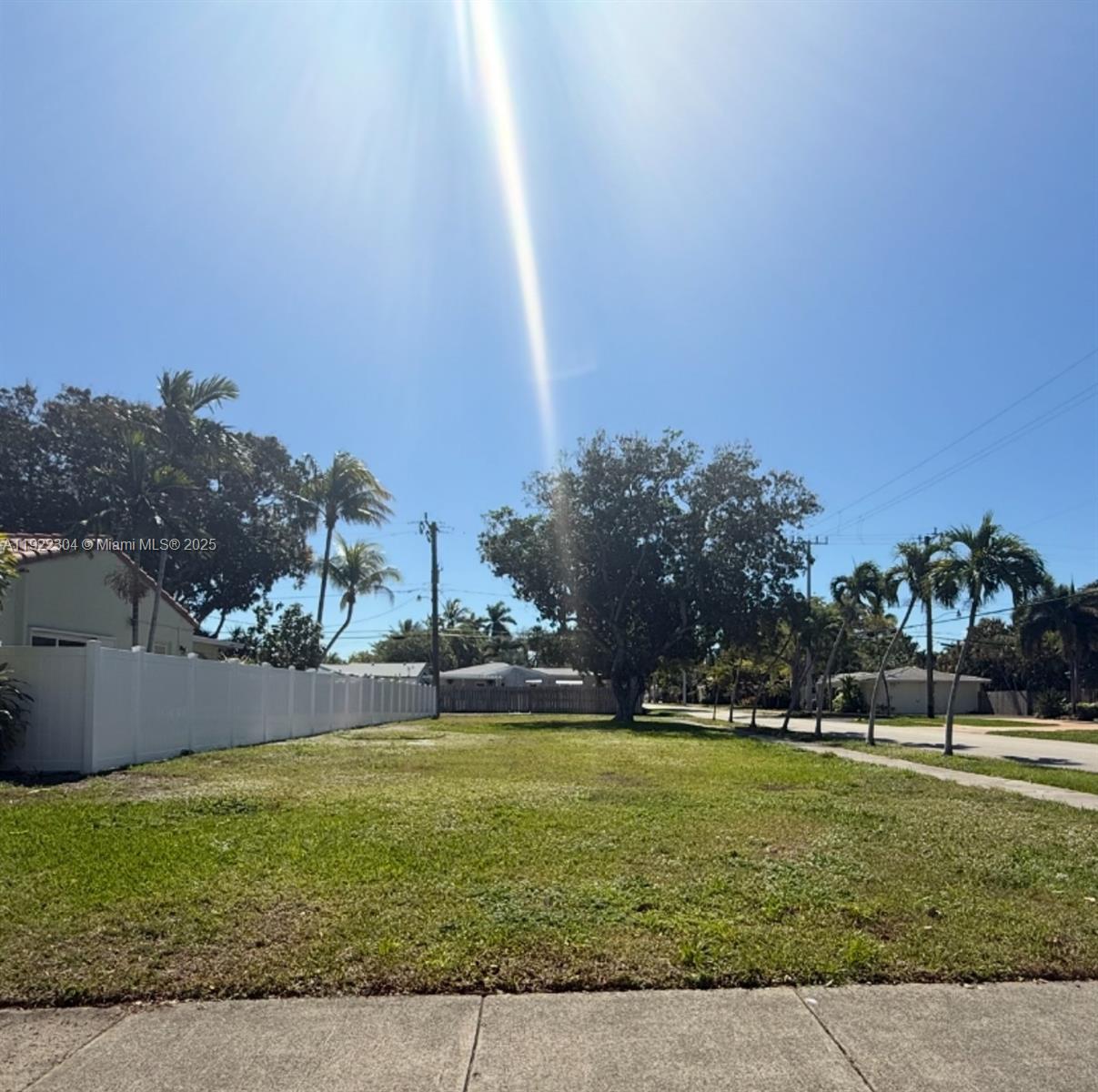 1452 Jefferson Street Property Photo 2
