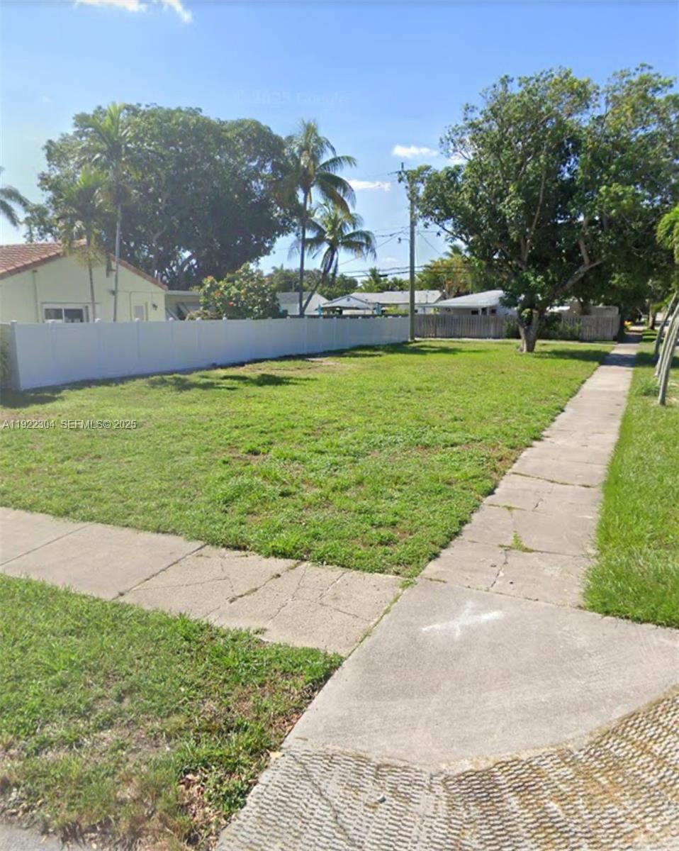 1452 Jefferson Street Property Photo 4