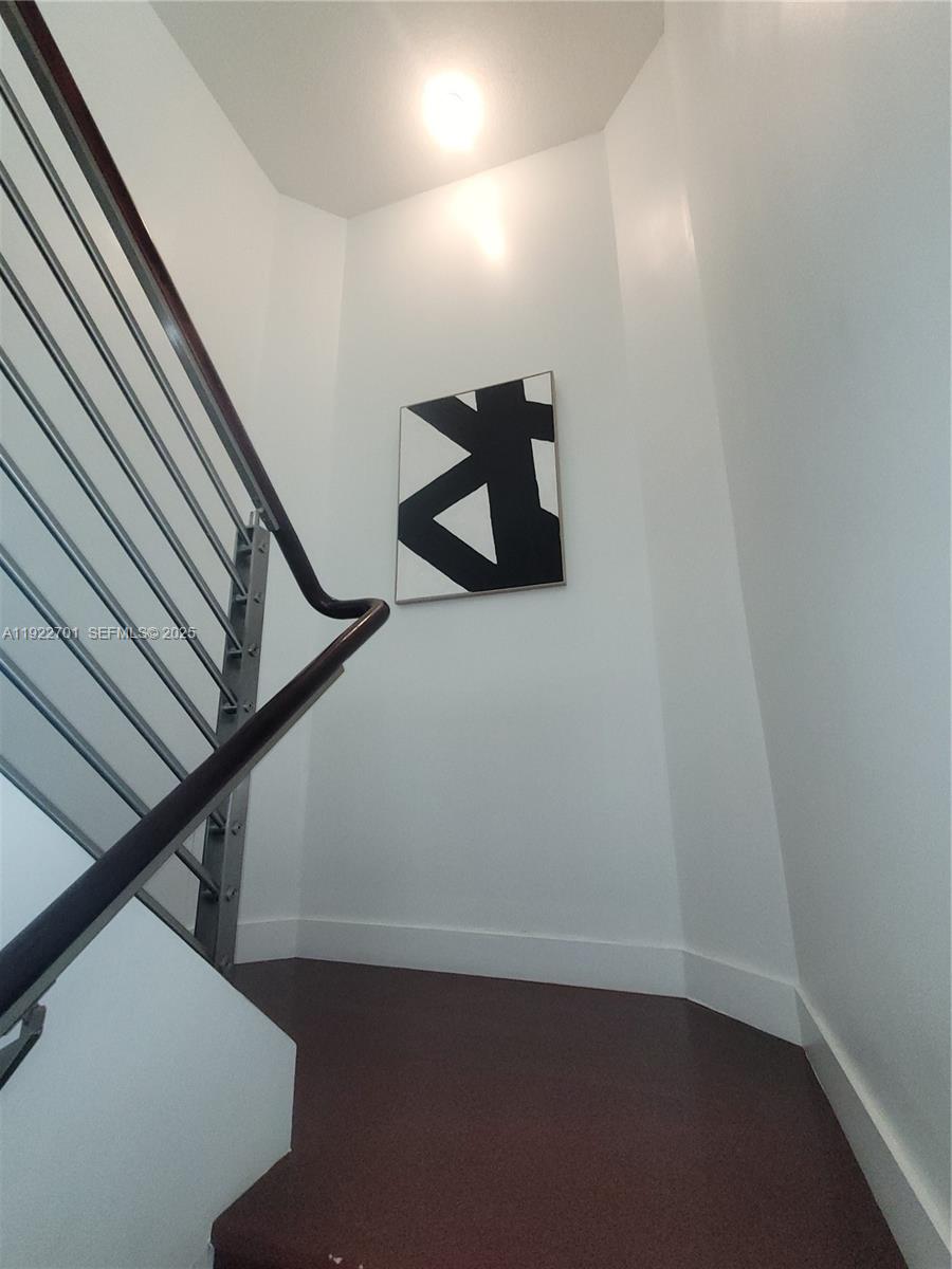 41 Se 5th Street 710 Property Photo 10