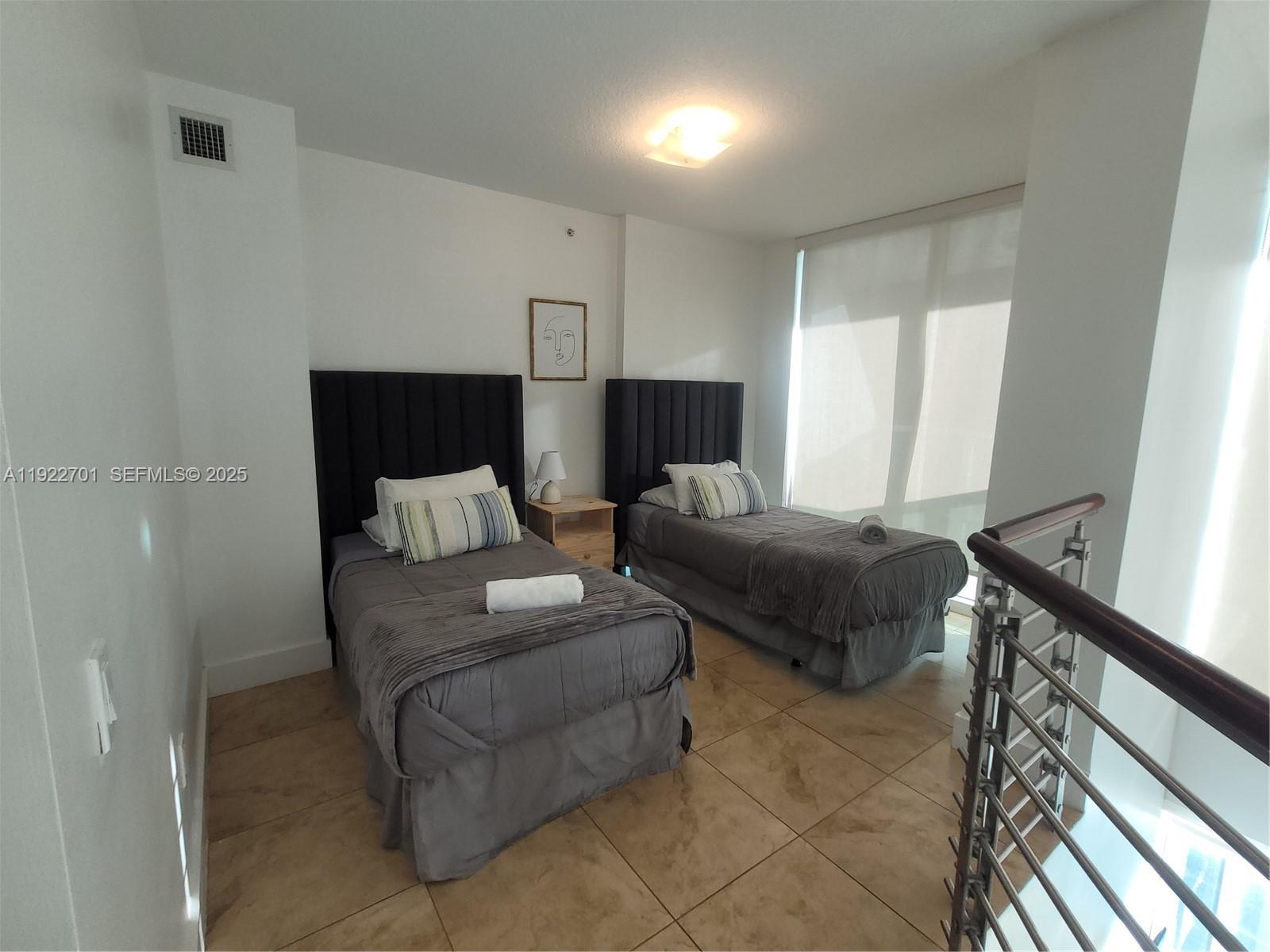 41 Se 5th Street 710 Property Photo 11