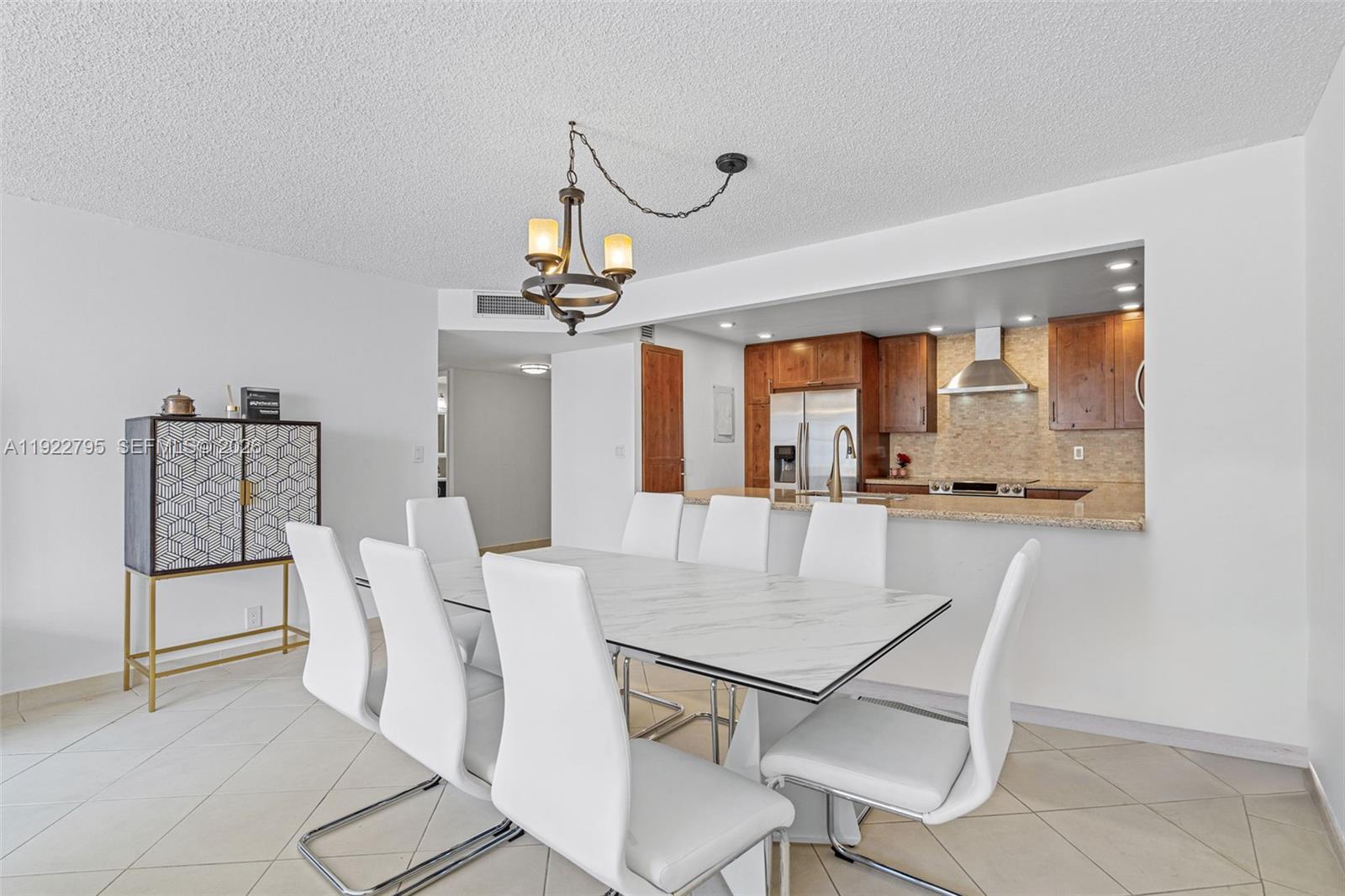 1865 Brickell Avenue A1013 Property Photo 11