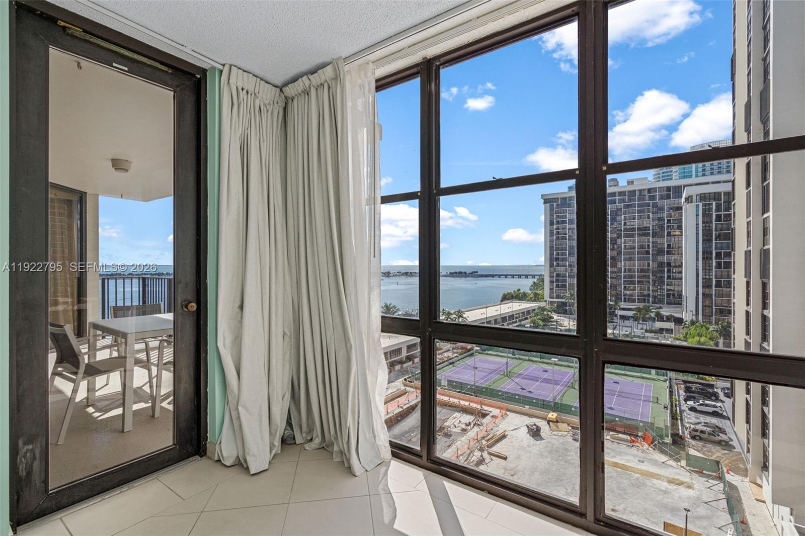 1865 Brickell Avenue A1013 Property Photo 23