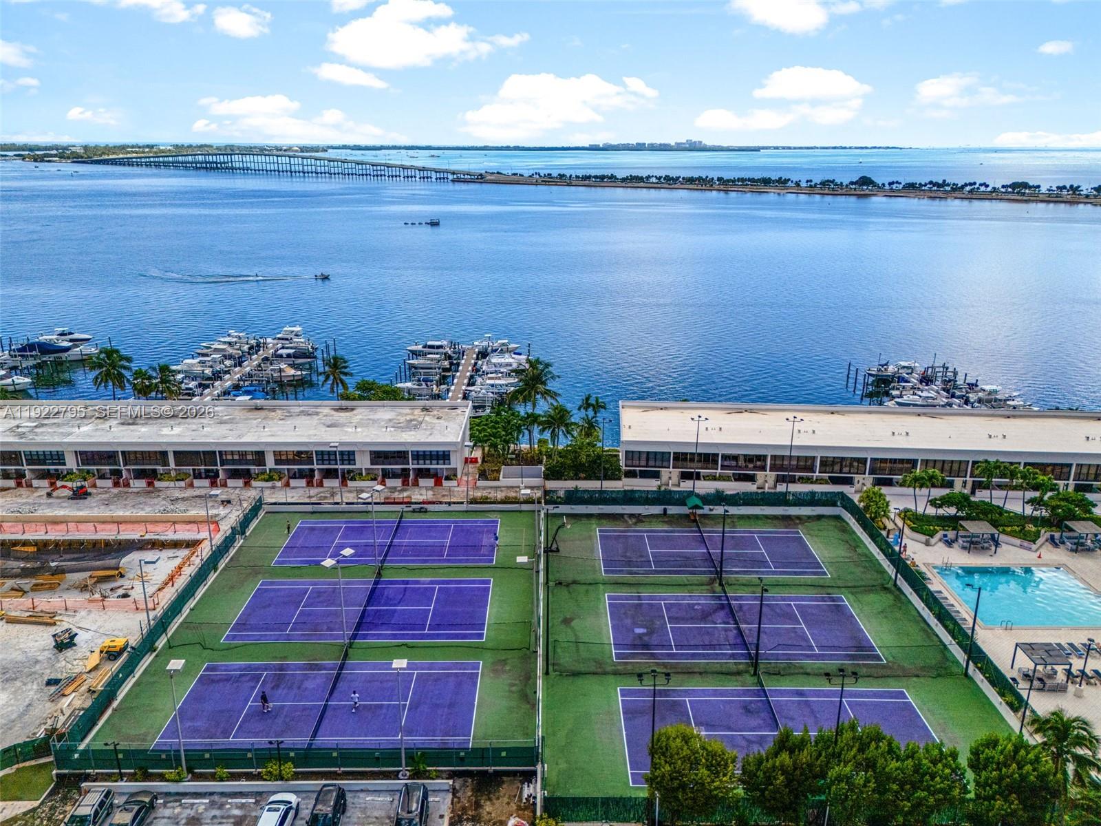 1865 Brickell Avenue A1013 Property Photo 32