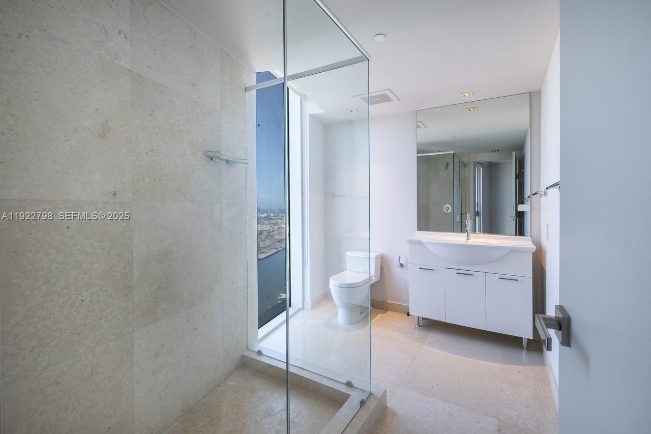 465 Brickell Avenue 5701 Property Photo 20