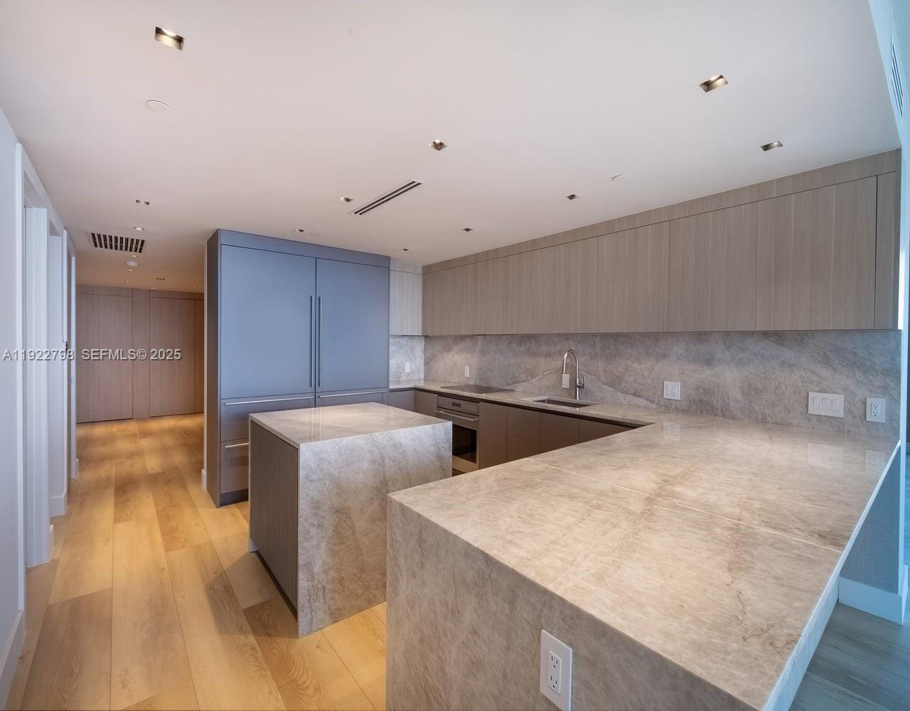465 Brickell Avenue 5701 Property Photo 31