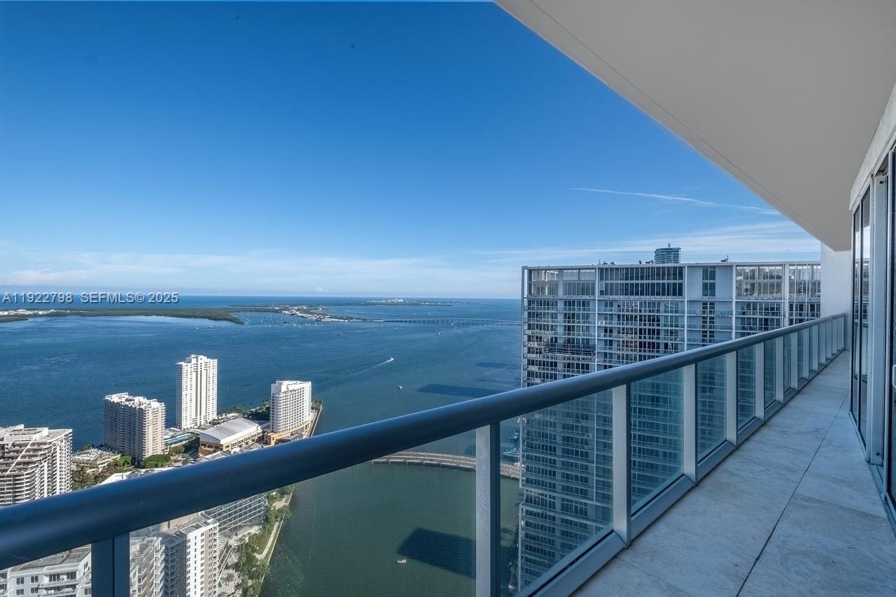 465 Brickell Avenue 5701 Property Photo 41