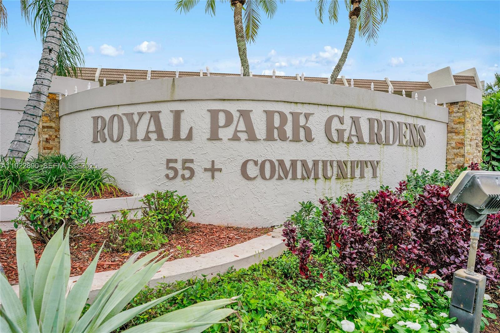 6890 Royal Palm Boulevard 109h Property Photo 1