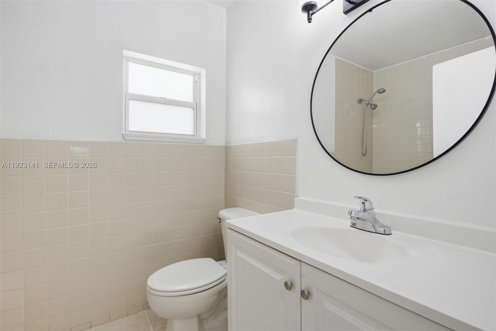 1045 Sw 25th Avenue Property Photo 31