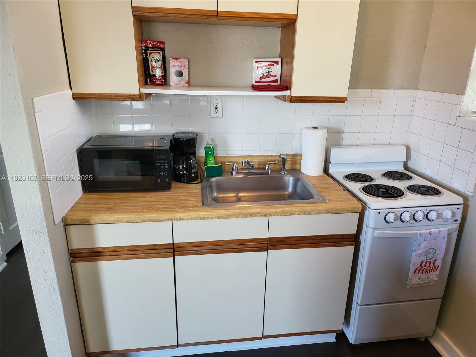 A11923163 Property Photo 12
