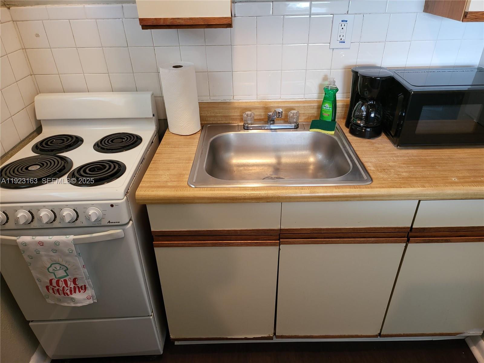 A11923163 Property Photo 30