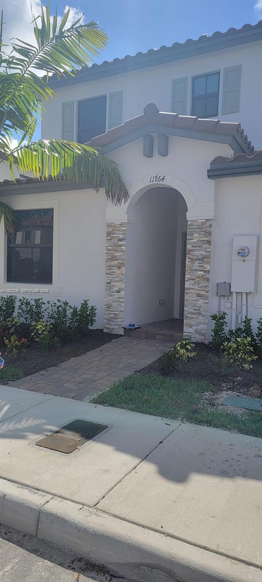 11764 SW 245th Terrace Property Photo 1