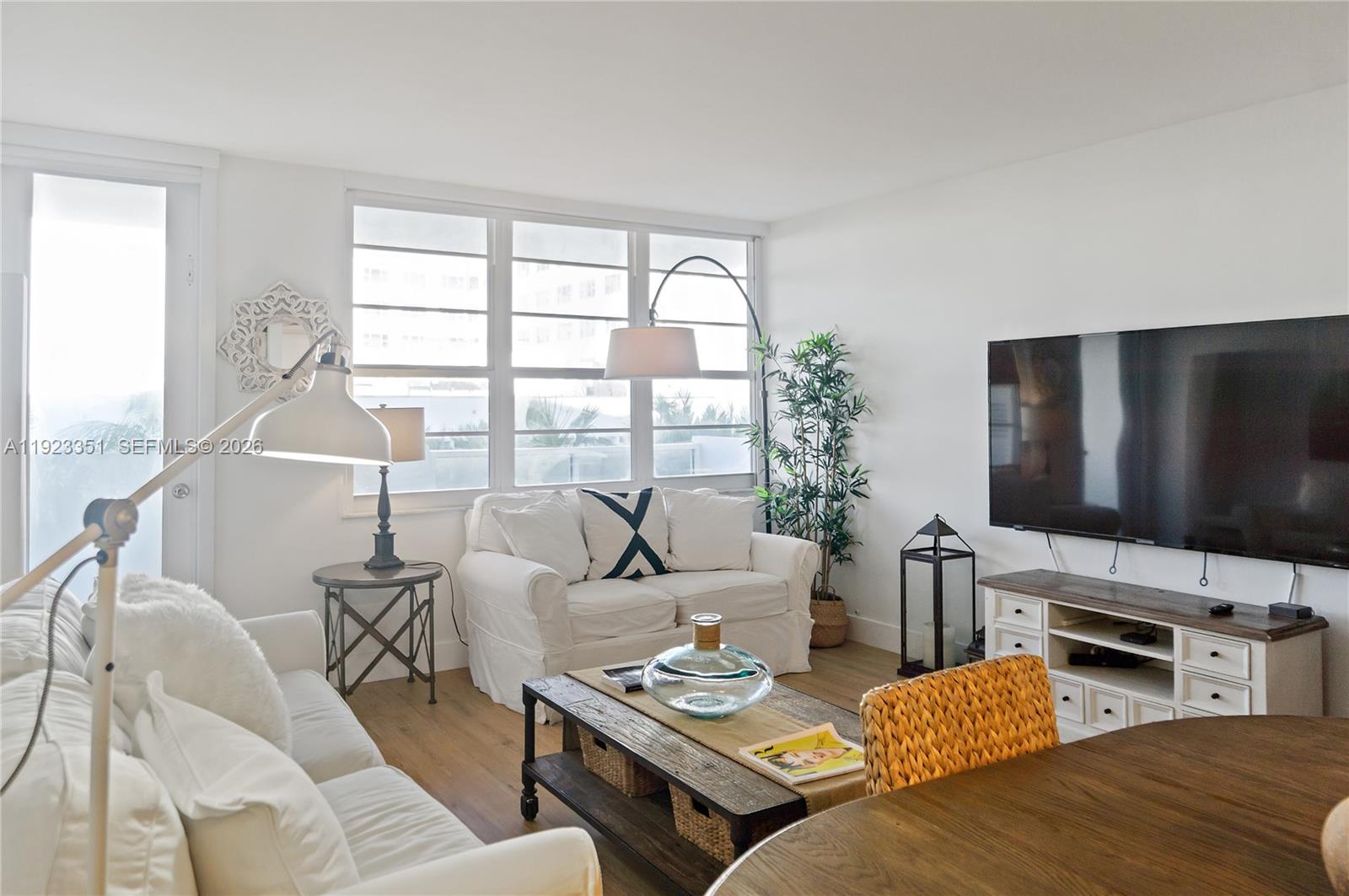 100 Lincoln Road 410 Property Photo 2