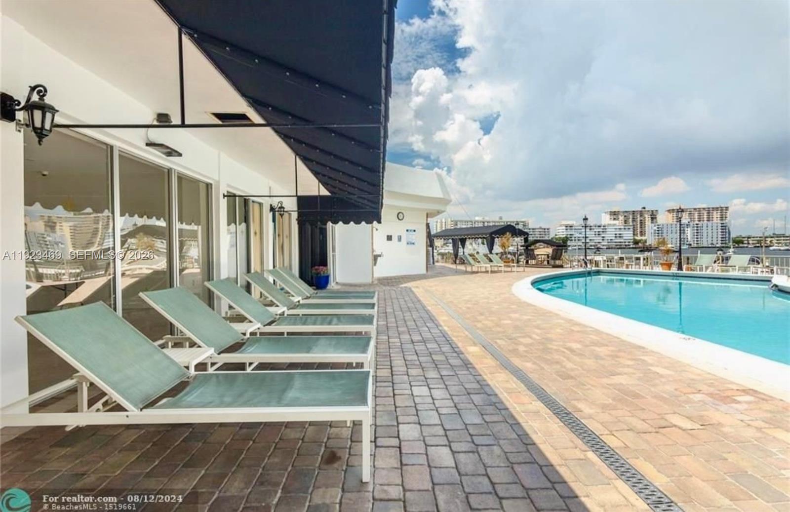 100 Golden Isles Drive 605 Property Photo 16