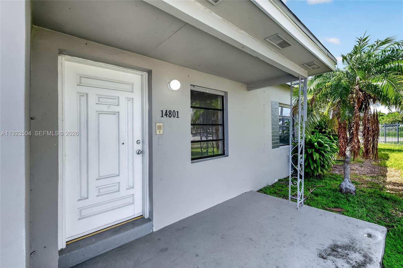 14801 Lincoln Boulevard Property Photo 4