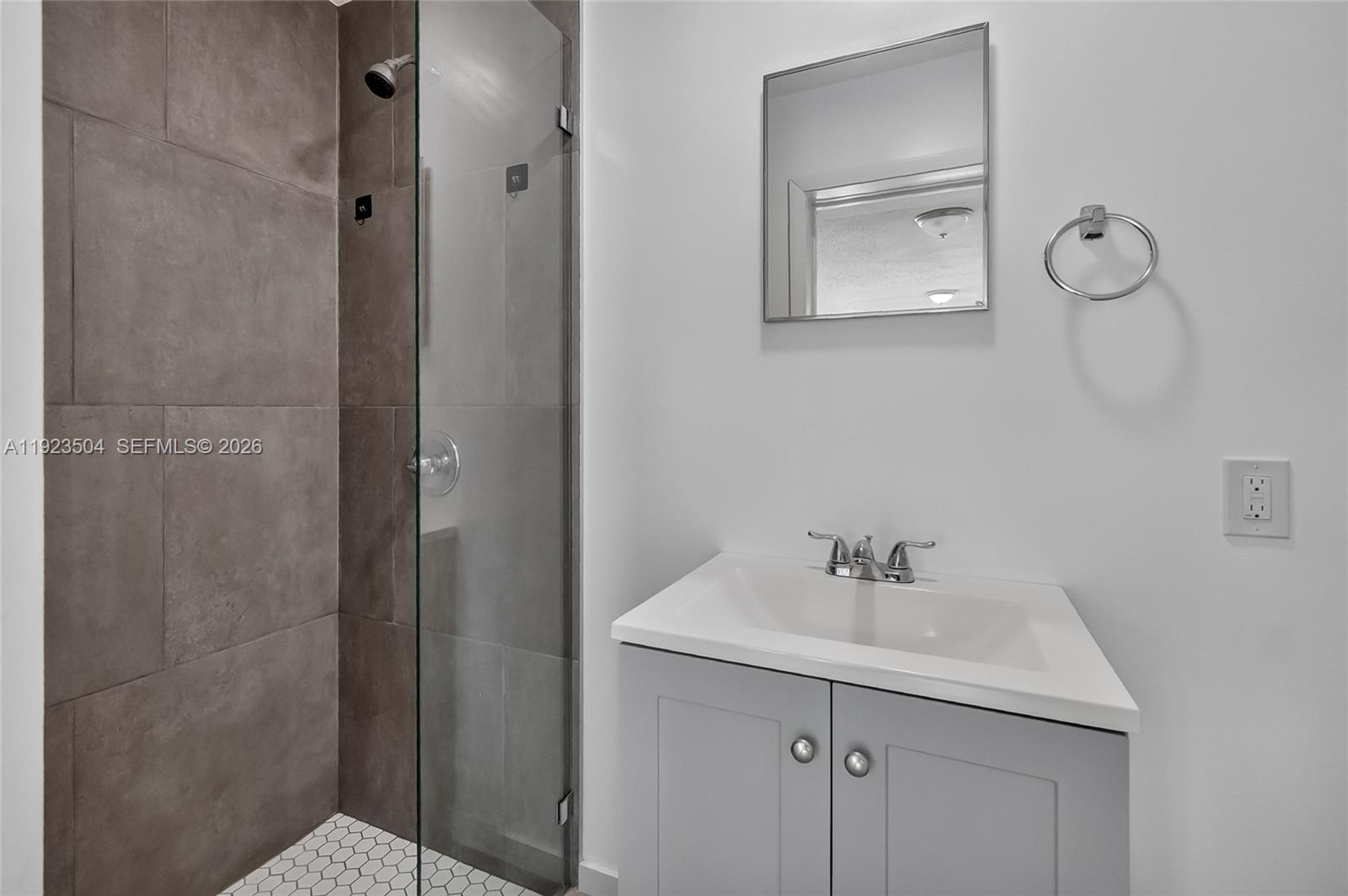 14801 Lincoln Boulevard Property Photo 15