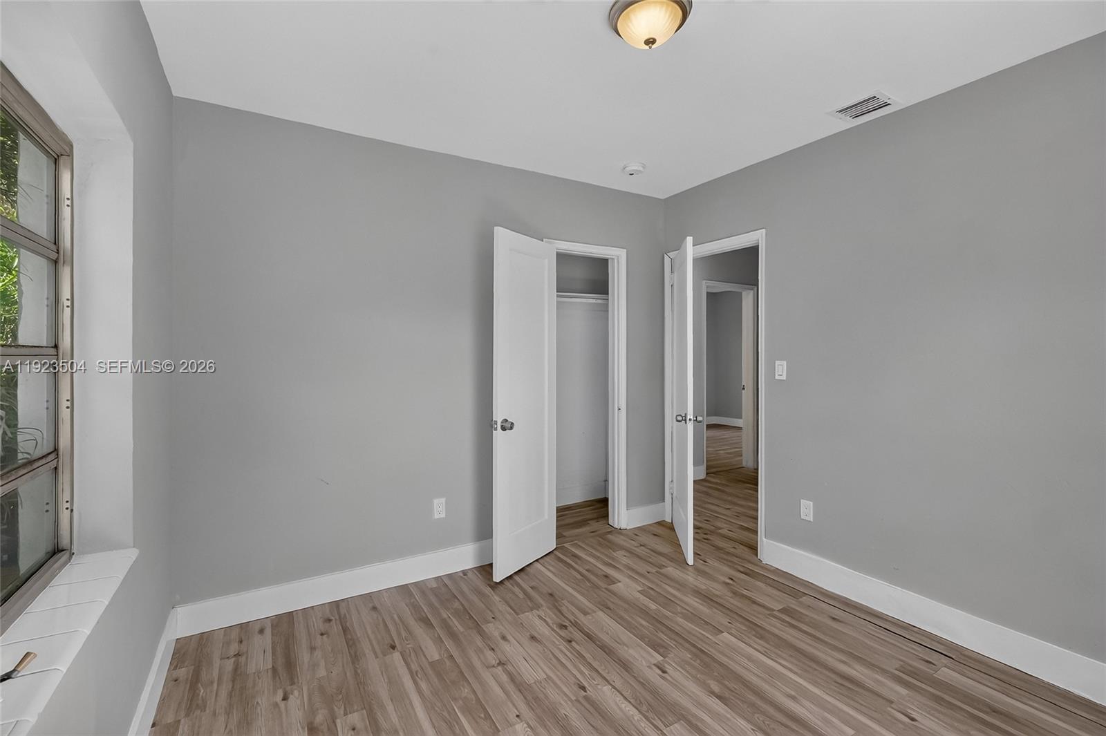 14801 Lincoln Boulevard Property Photo 26
