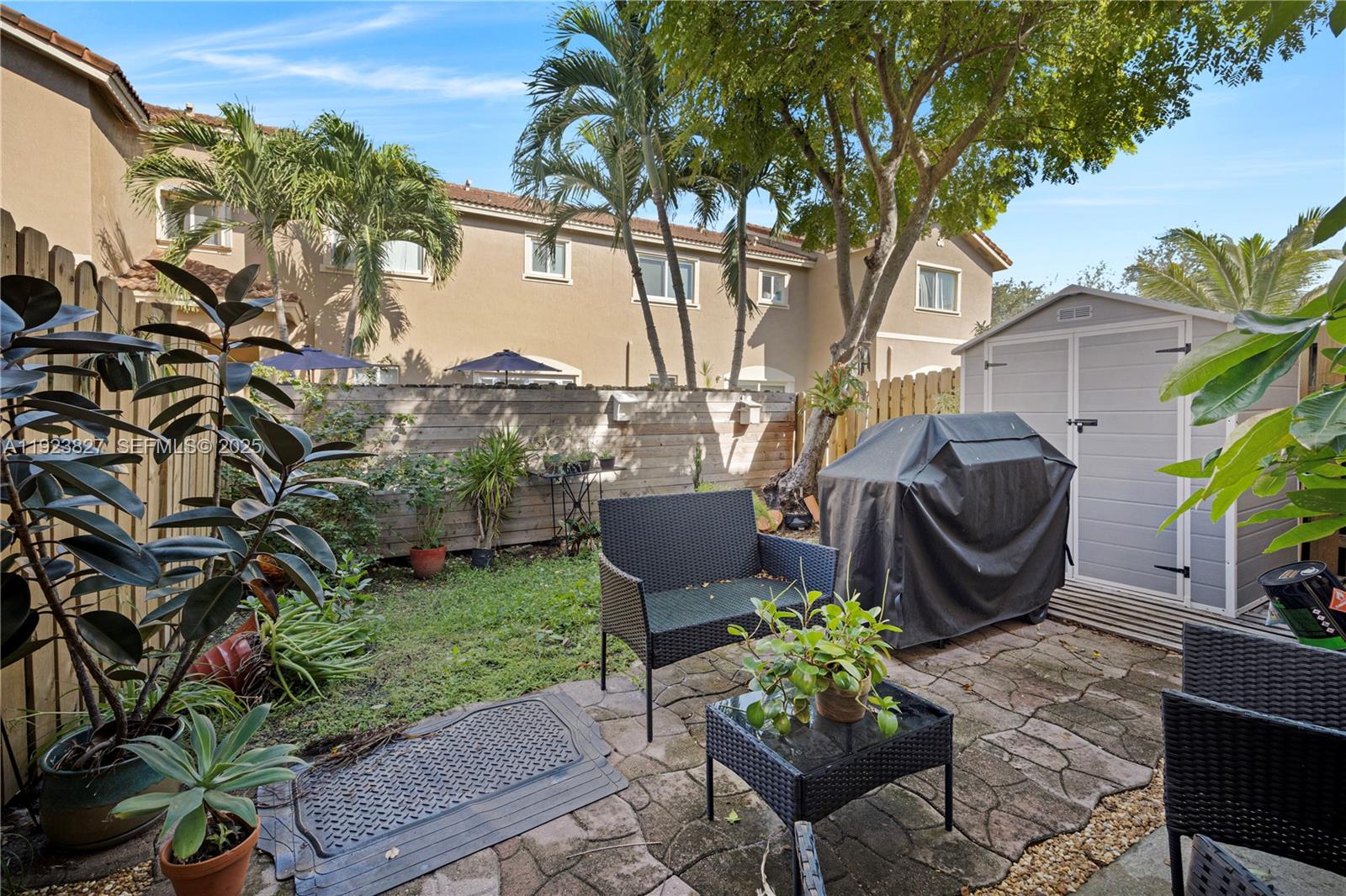 8525 Sw 214th Terrace Property Photo 7