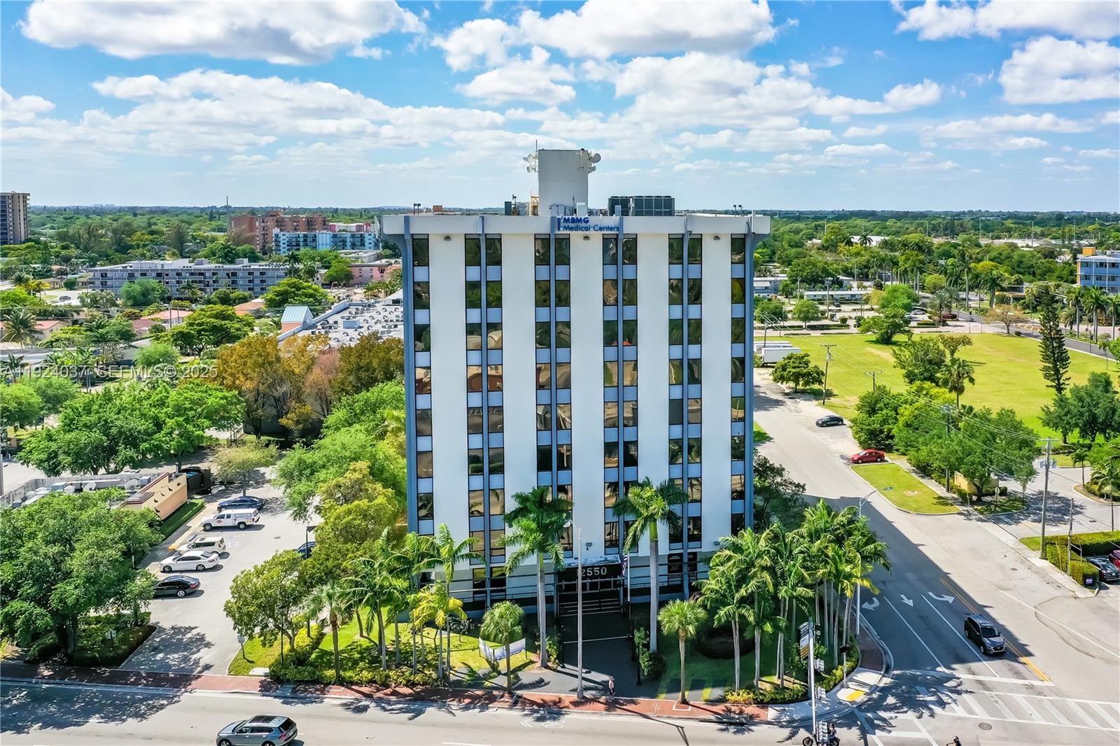 12550 Biscayne Boulevard 902 Property Photo 16
