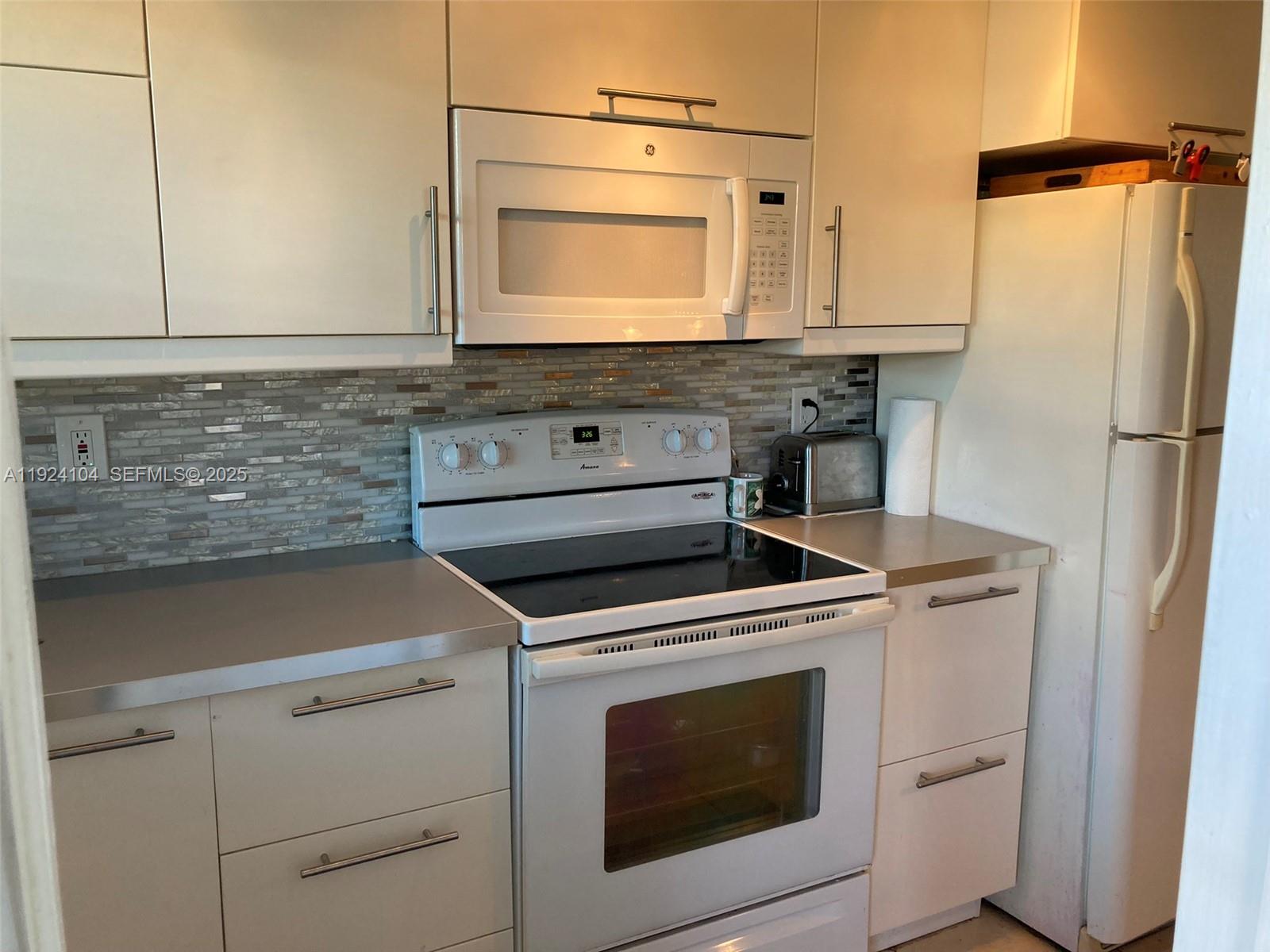 5300 Washington Street N117 Property Photo 5
