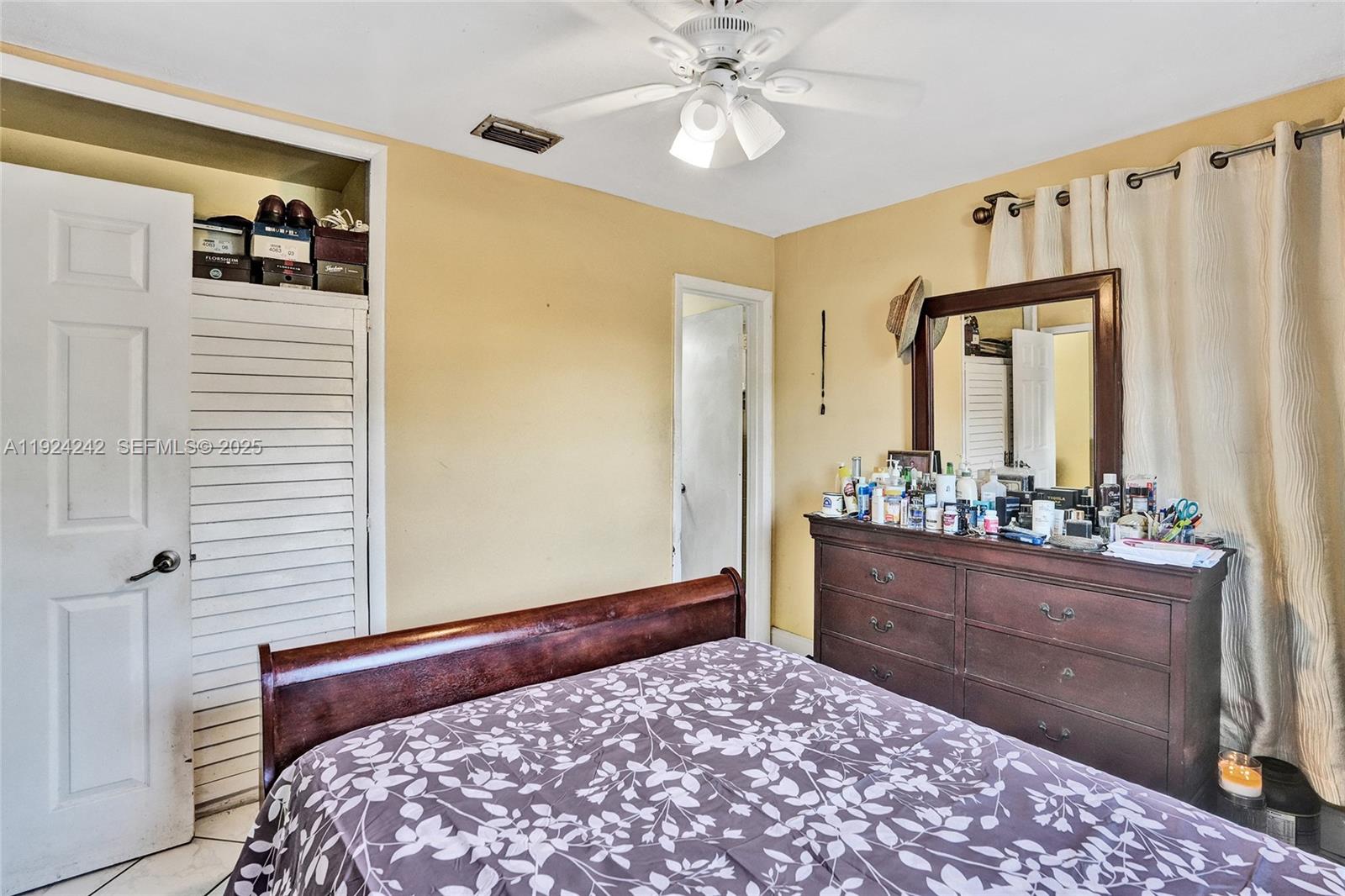 6404 Evans Street Property Photo 24