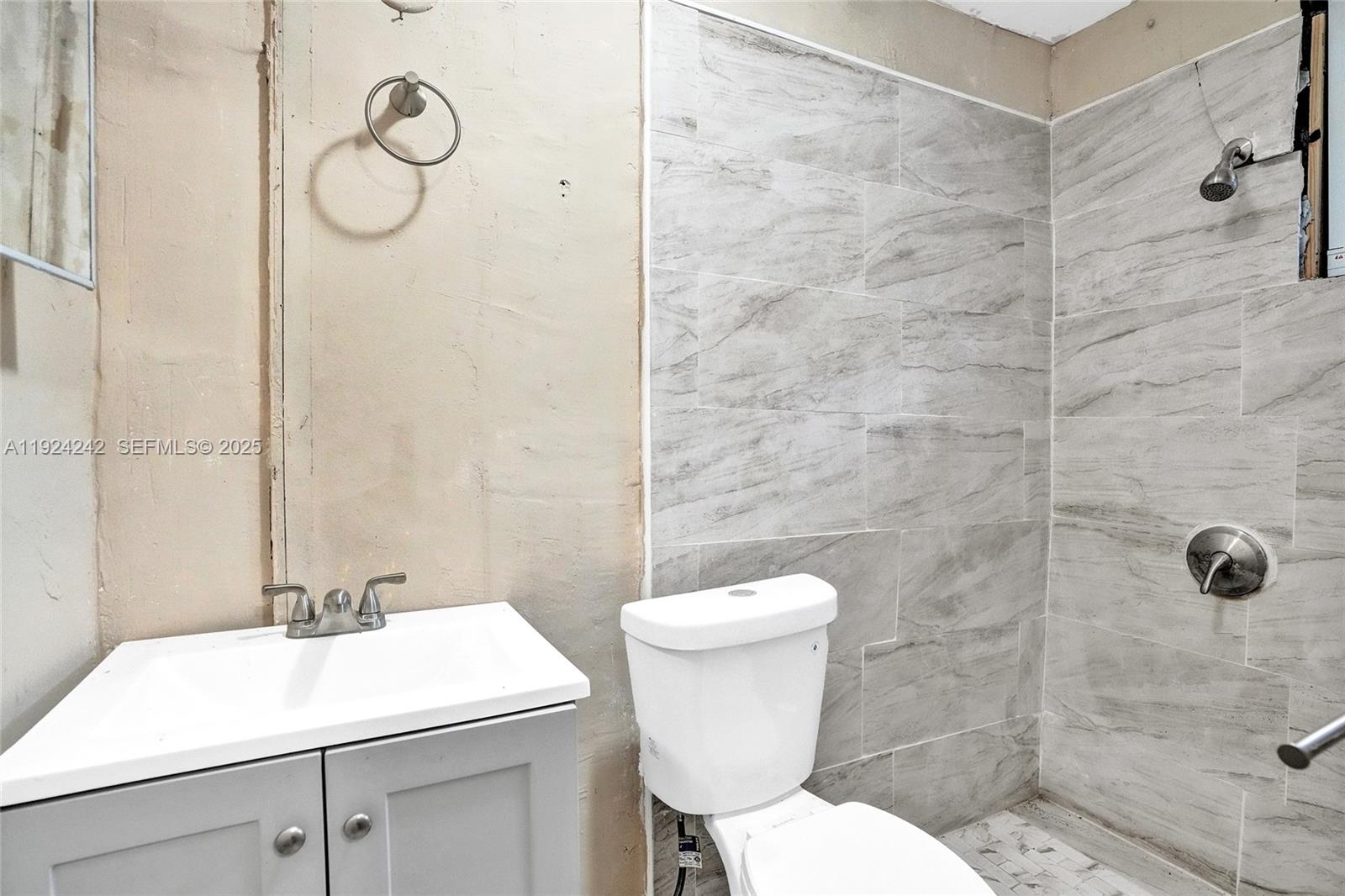 6404 Evans Street Property Photo 52
