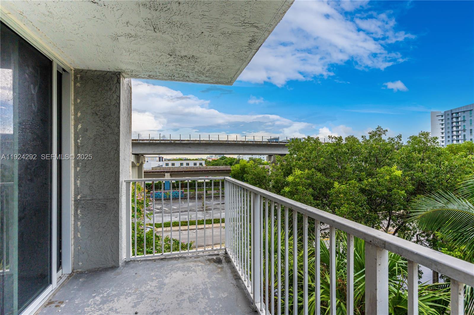 850 N Miami Avenue W-408 Property Photo 11