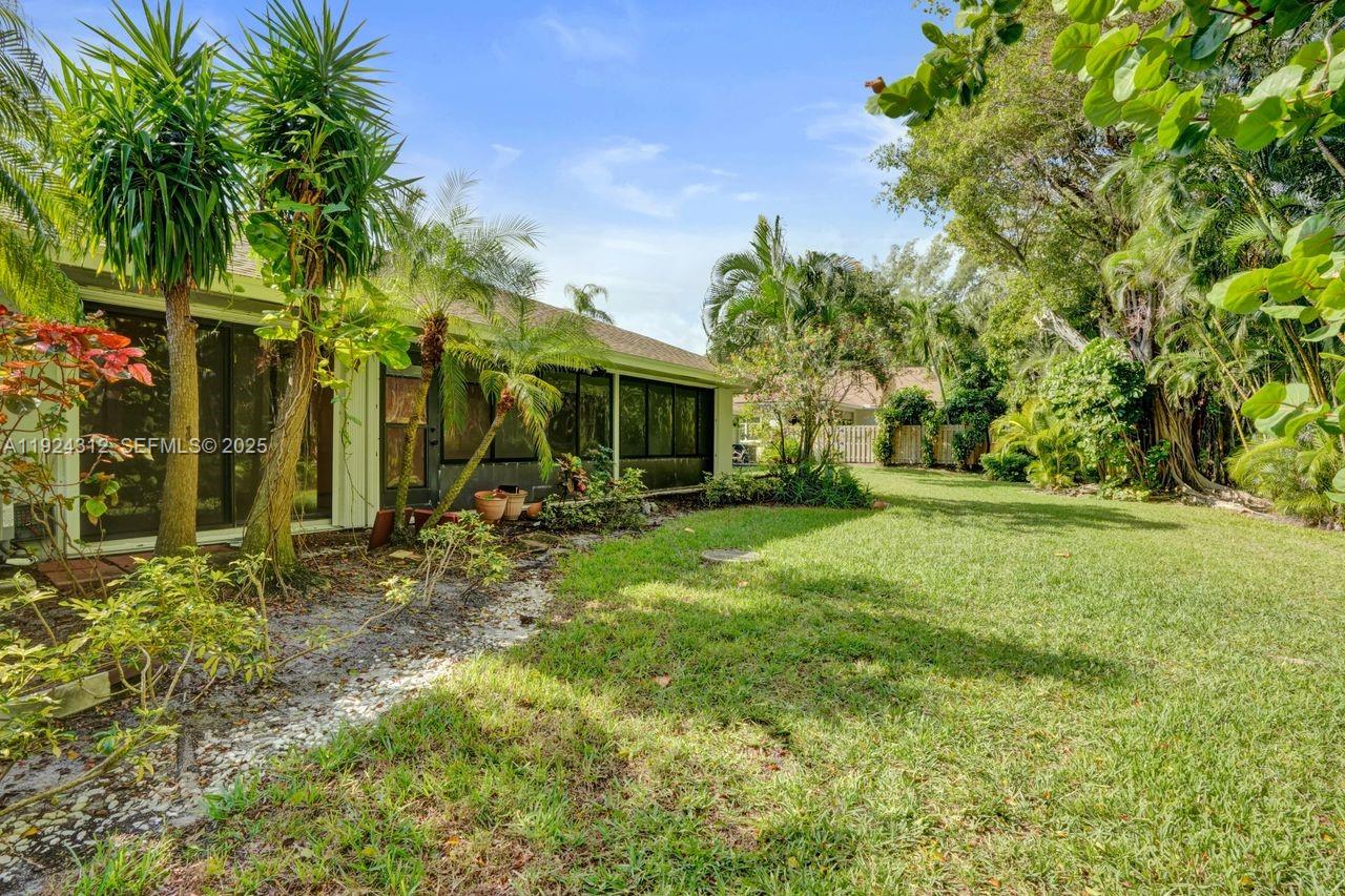 9 S Lakeshore Drive Property Photo 12