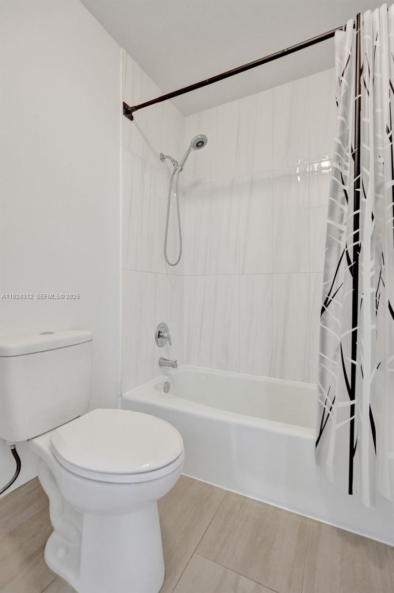 9 S Lakeshore Drive Property Photo 21