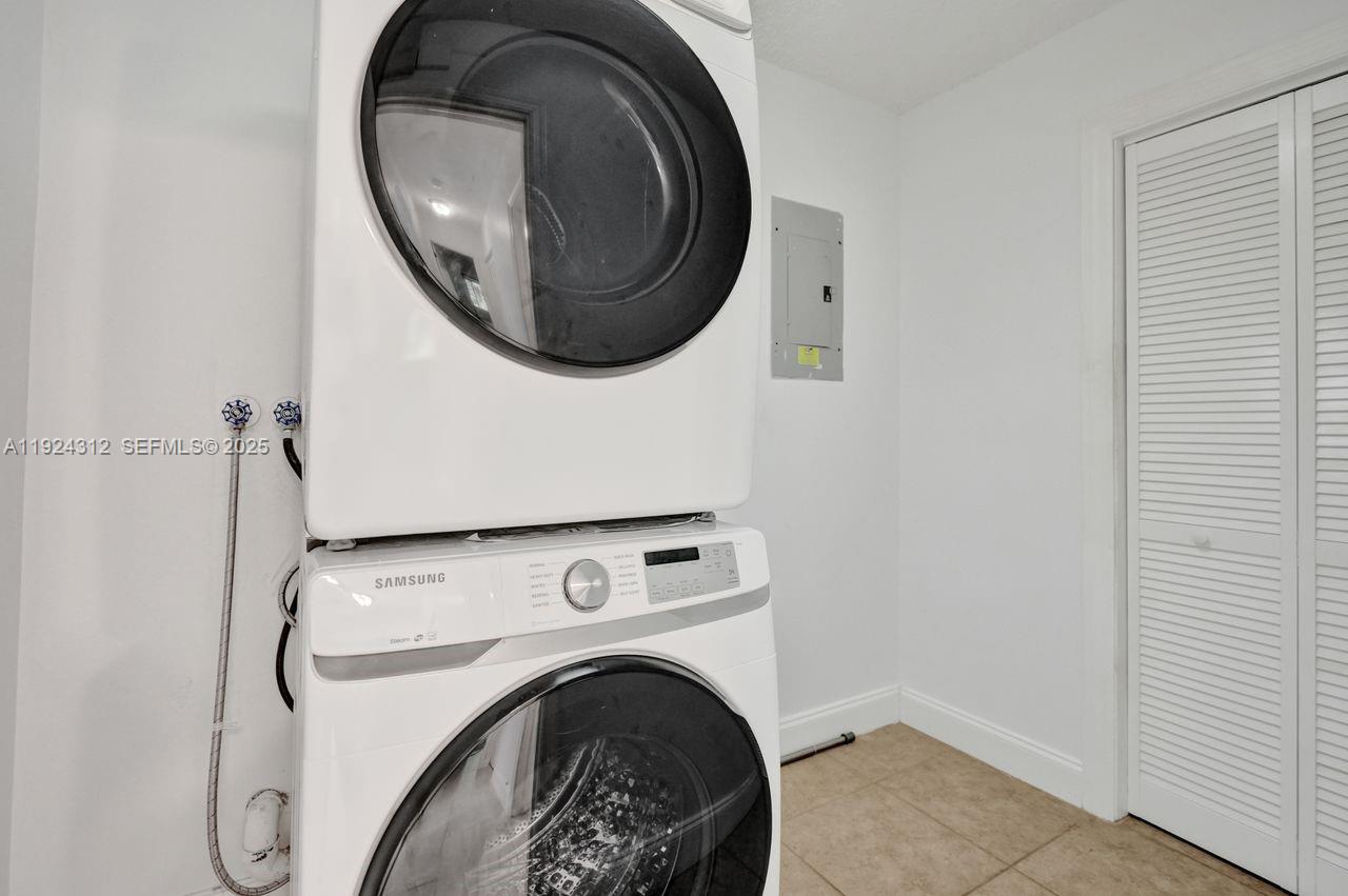 9 S Lakeshore Drive Property Photo 24