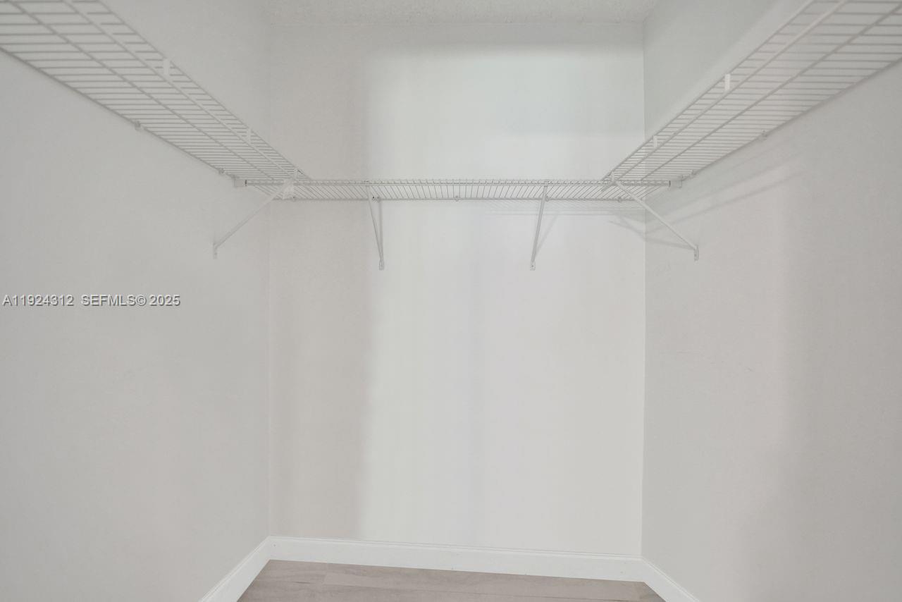 9 S Lakeshore Drive Property Photo 40