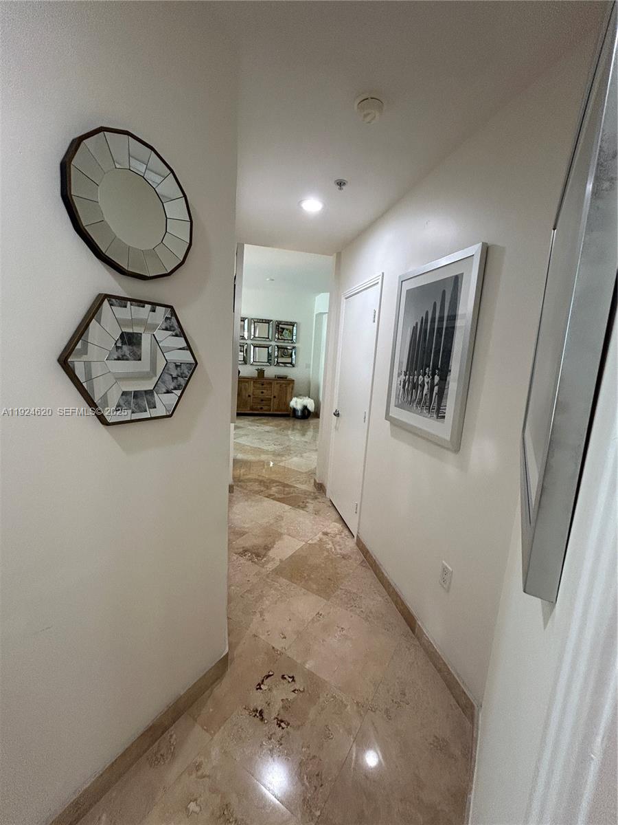 9055 Sw 73 Court 809 Property Photo 26