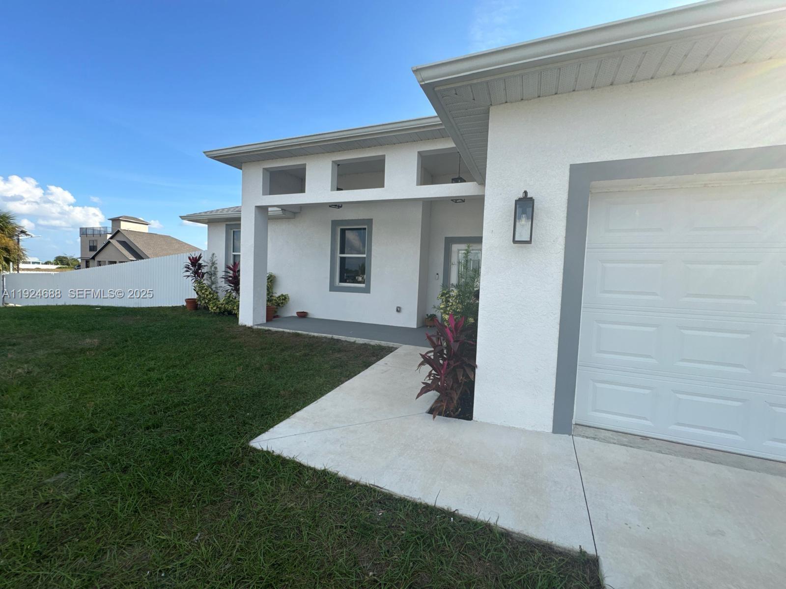 7799 16th Place Property Photo 7