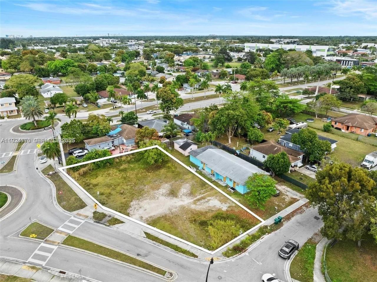 17611 Sw 102 Avenue Property Photo 8