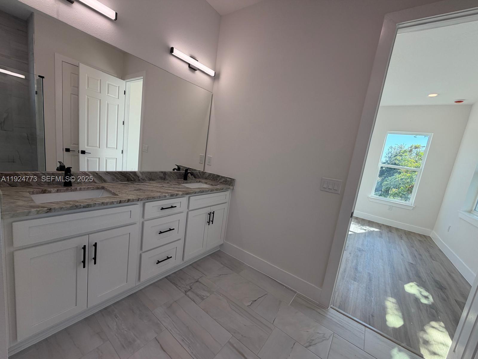 13 Lateen Sail Drive Property Photo 7
