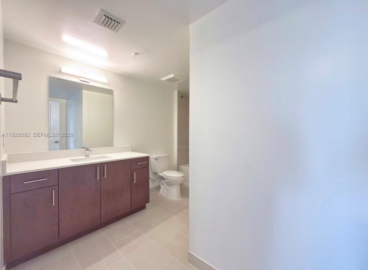 A11925092 Property Photo 7